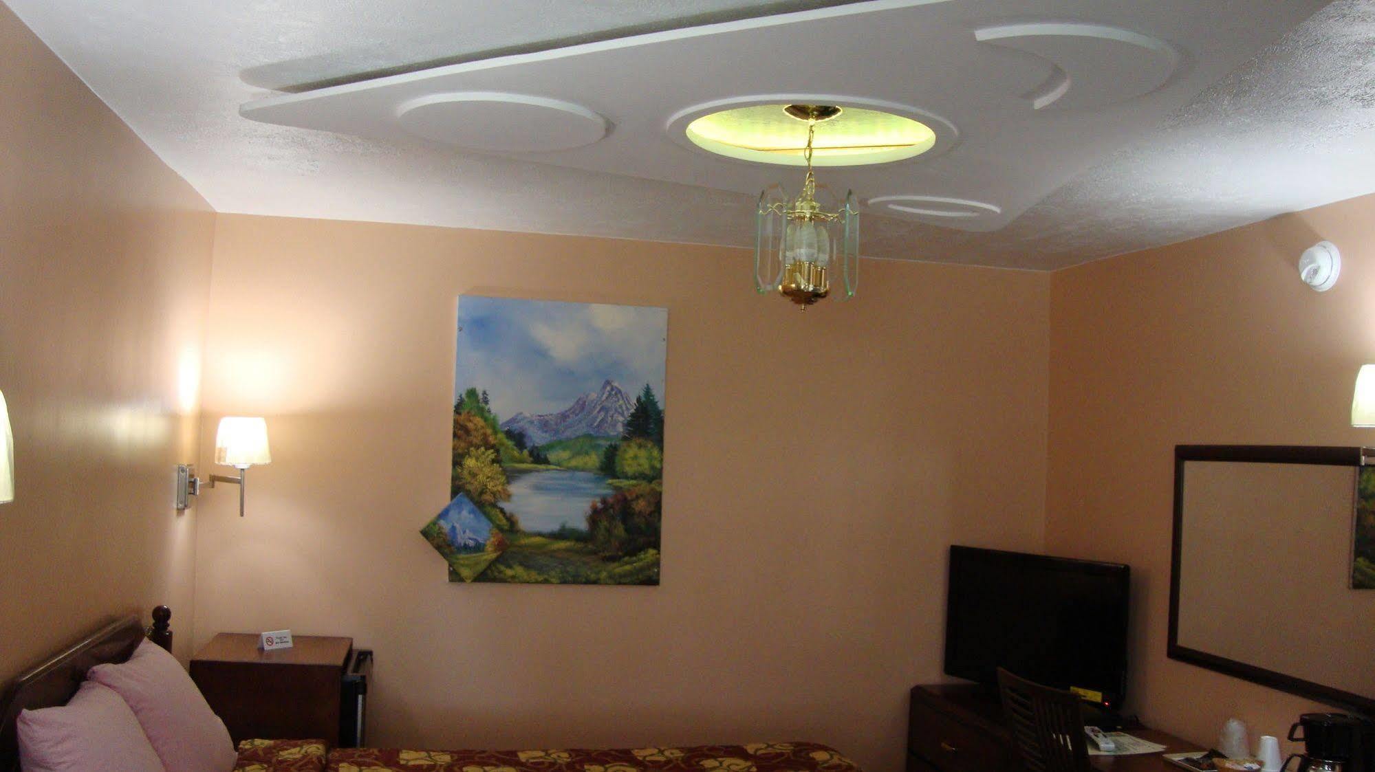 Pinconning Trail Inn Motel Ngoại thất bức ảnh